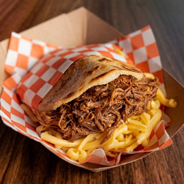 Rumbera Arepa.