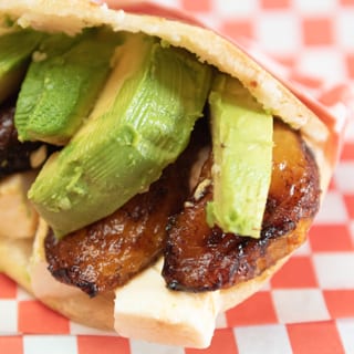 La Carajita Arepa