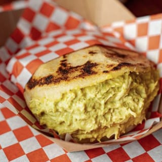 Reina Pepiada Arepa